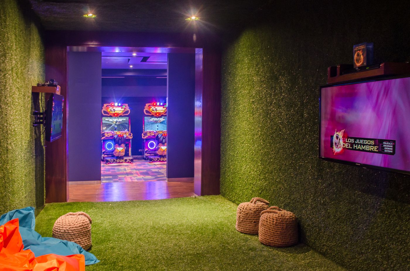 Moon-Palace-Sports-and-Entertainment-83