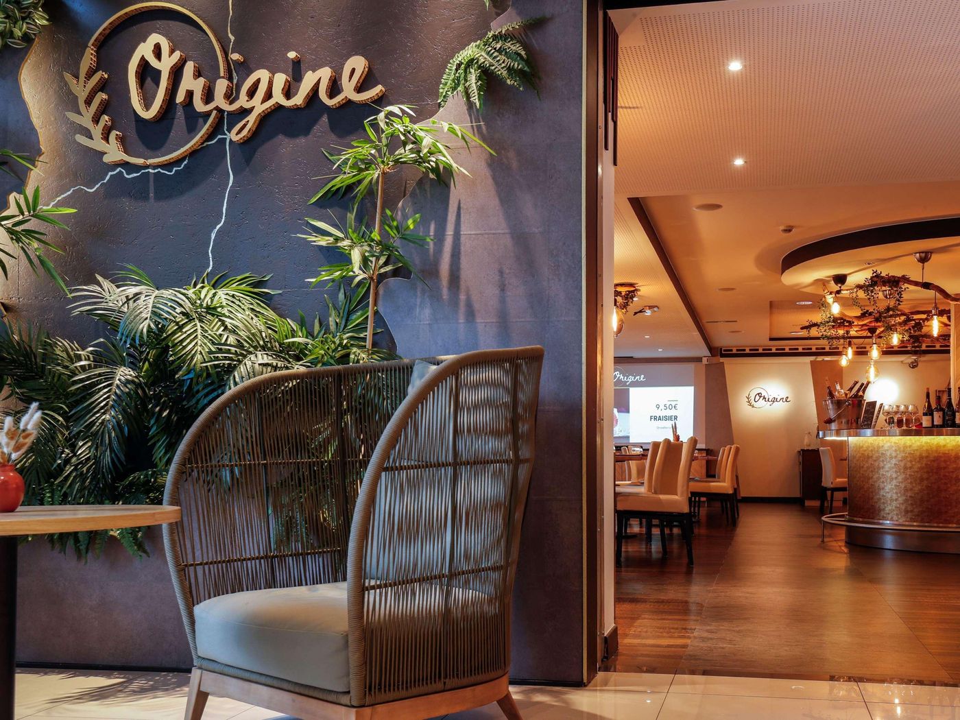 Novotel-Luxembourg-Centre-Bar-20