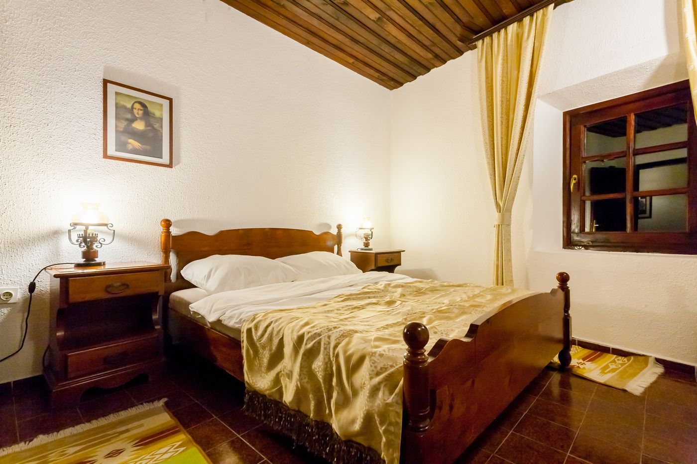 Kulla-e-Balshajve-Room-17