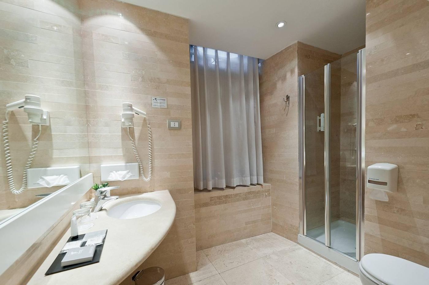 Hotel-White-General-view-27