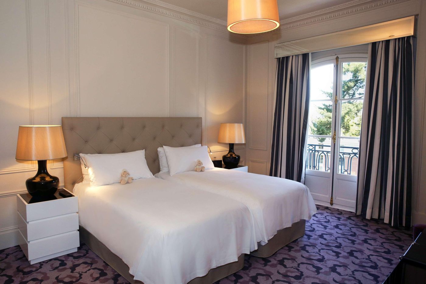Waldorf-Astoria-Versailles---Trianon-Palace-Room-34