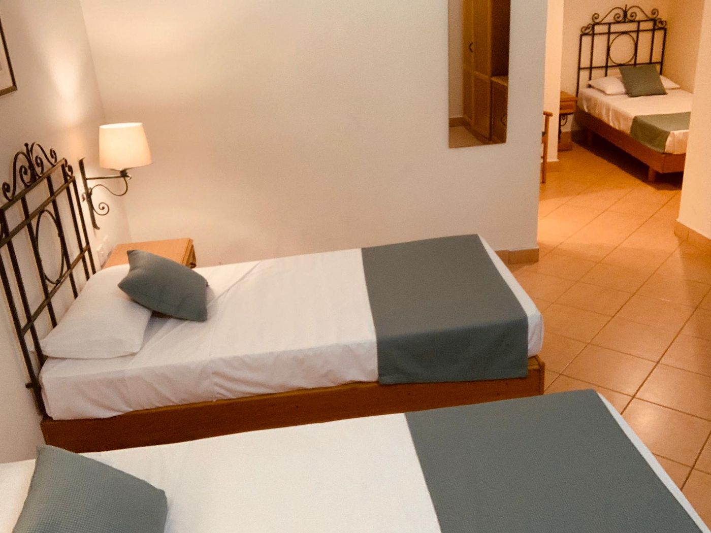 Kennedy-Nova-Room-21