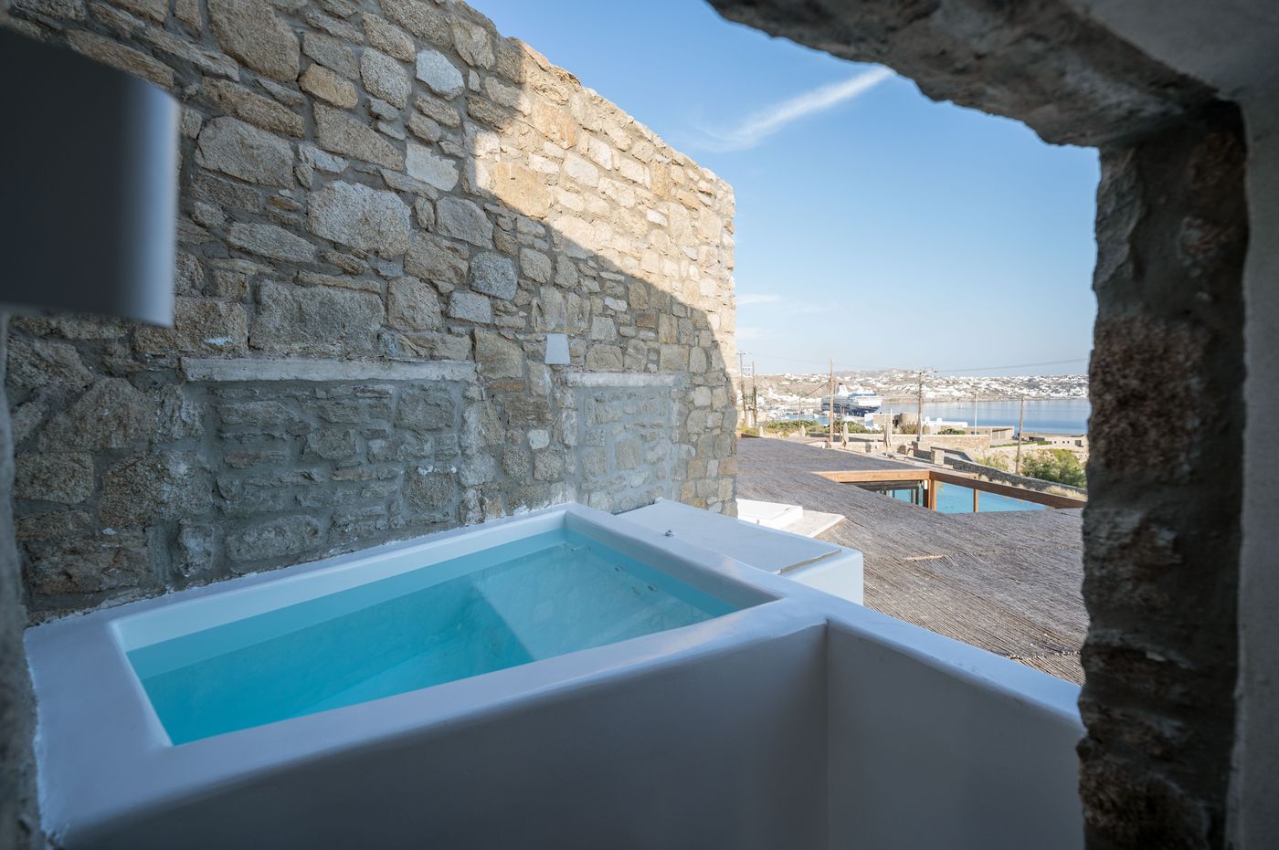 Rocabella-Mykonos-Art-Room-10