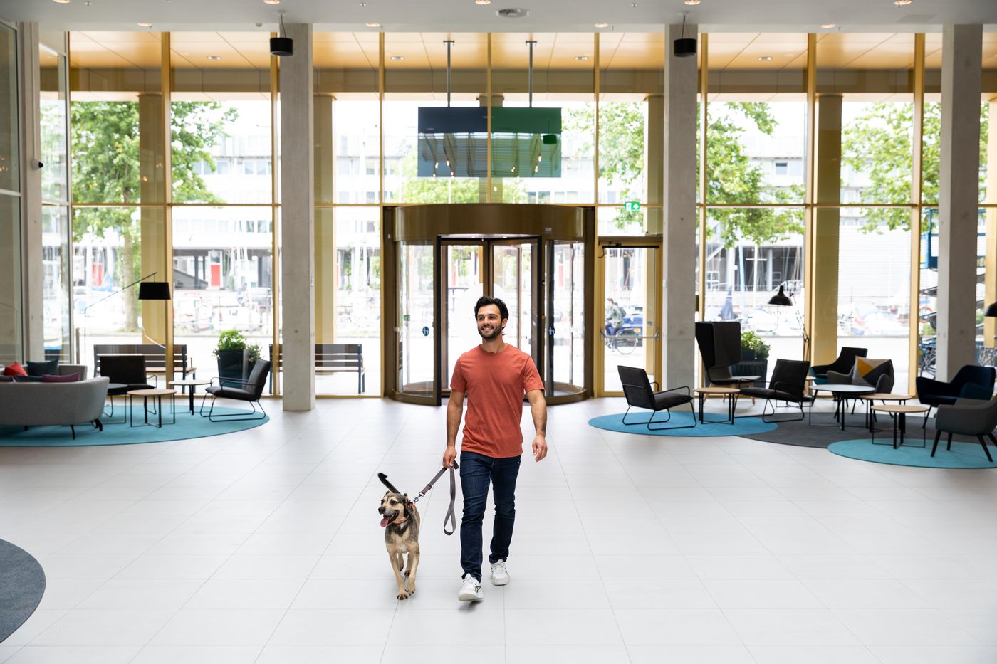 Holiday-Inn-Express-Amsterdam---North-Riverside-General-view-7