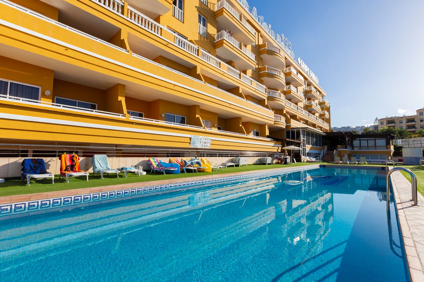 Villa-De-Adeje-Beach-General-view-1