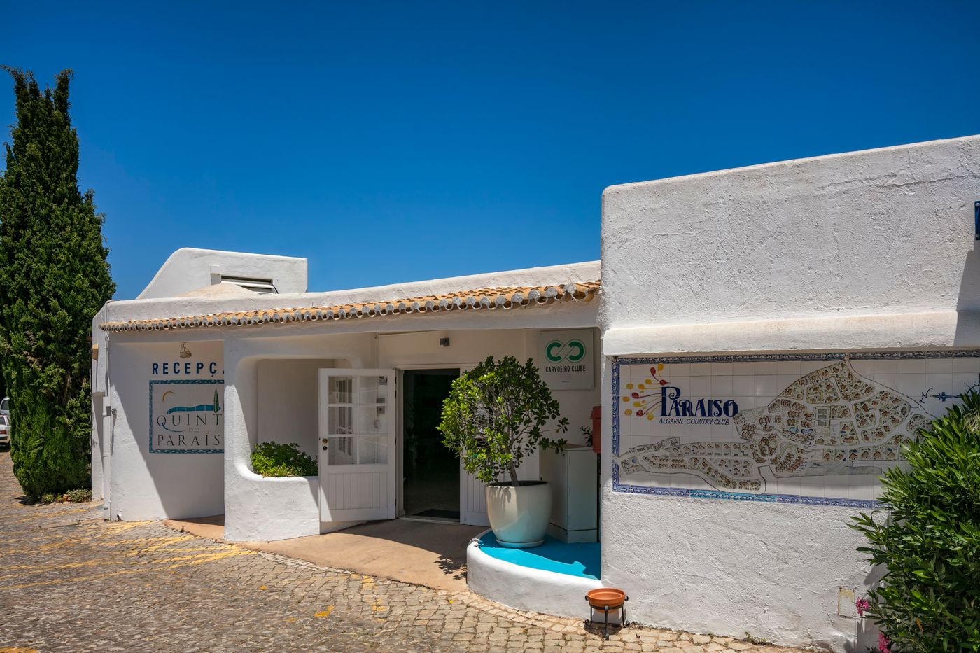 Quinta-Do-Paraiso-Lobby-20