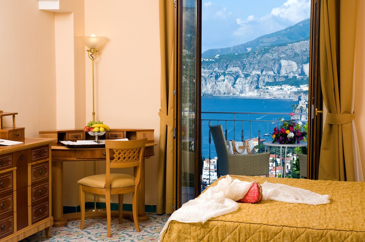 Grand-Hotel-President-Room-21