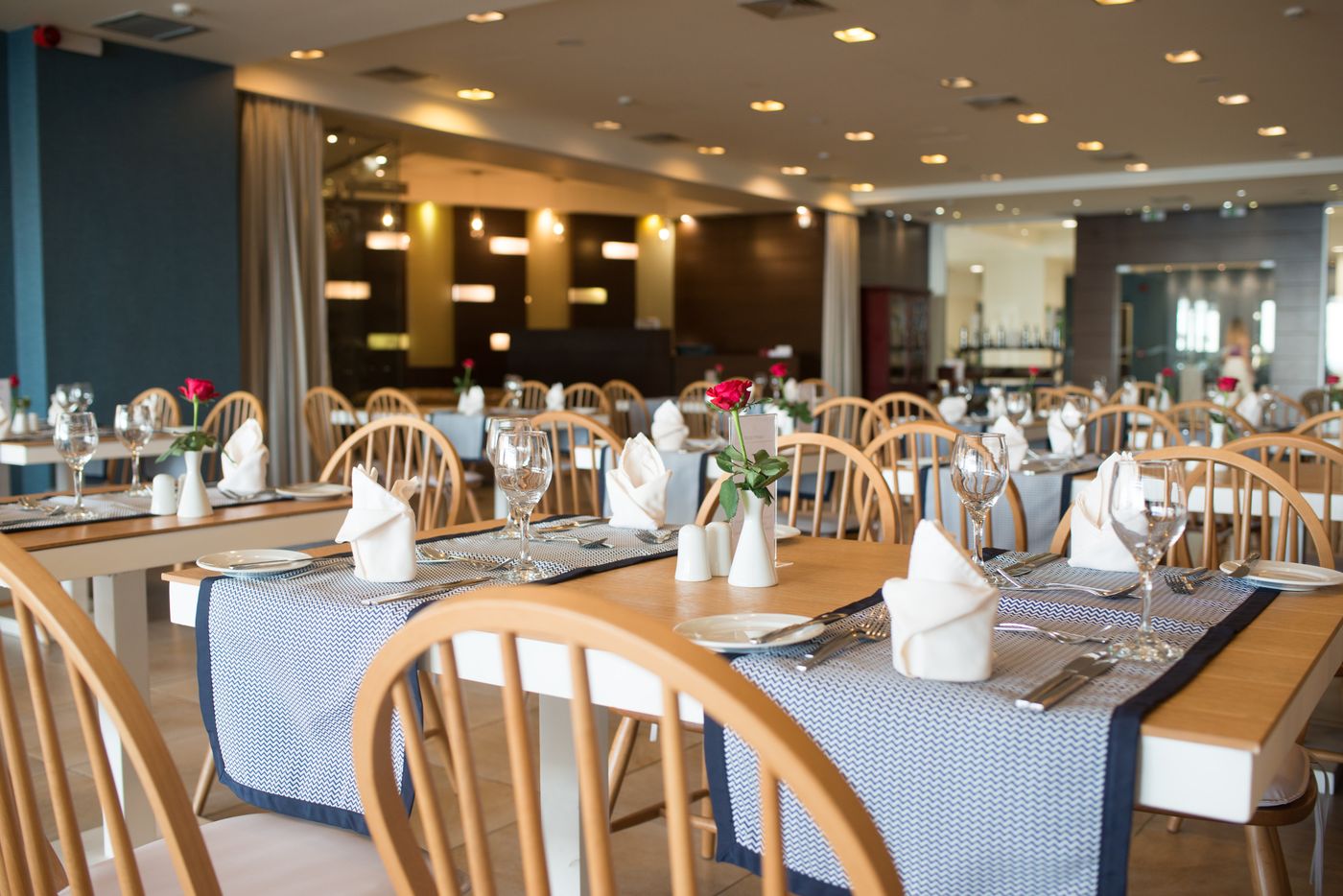 The-Royal-Blue-Restaurant-52