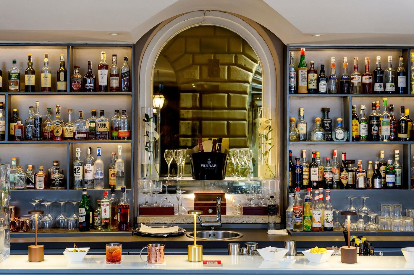 Indigo-Hotel-Rome---St--George-Bar-15