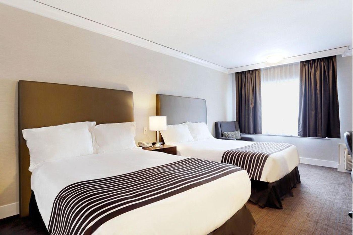 Sandman-Hotel-Vancouver-Airport-General-view-29