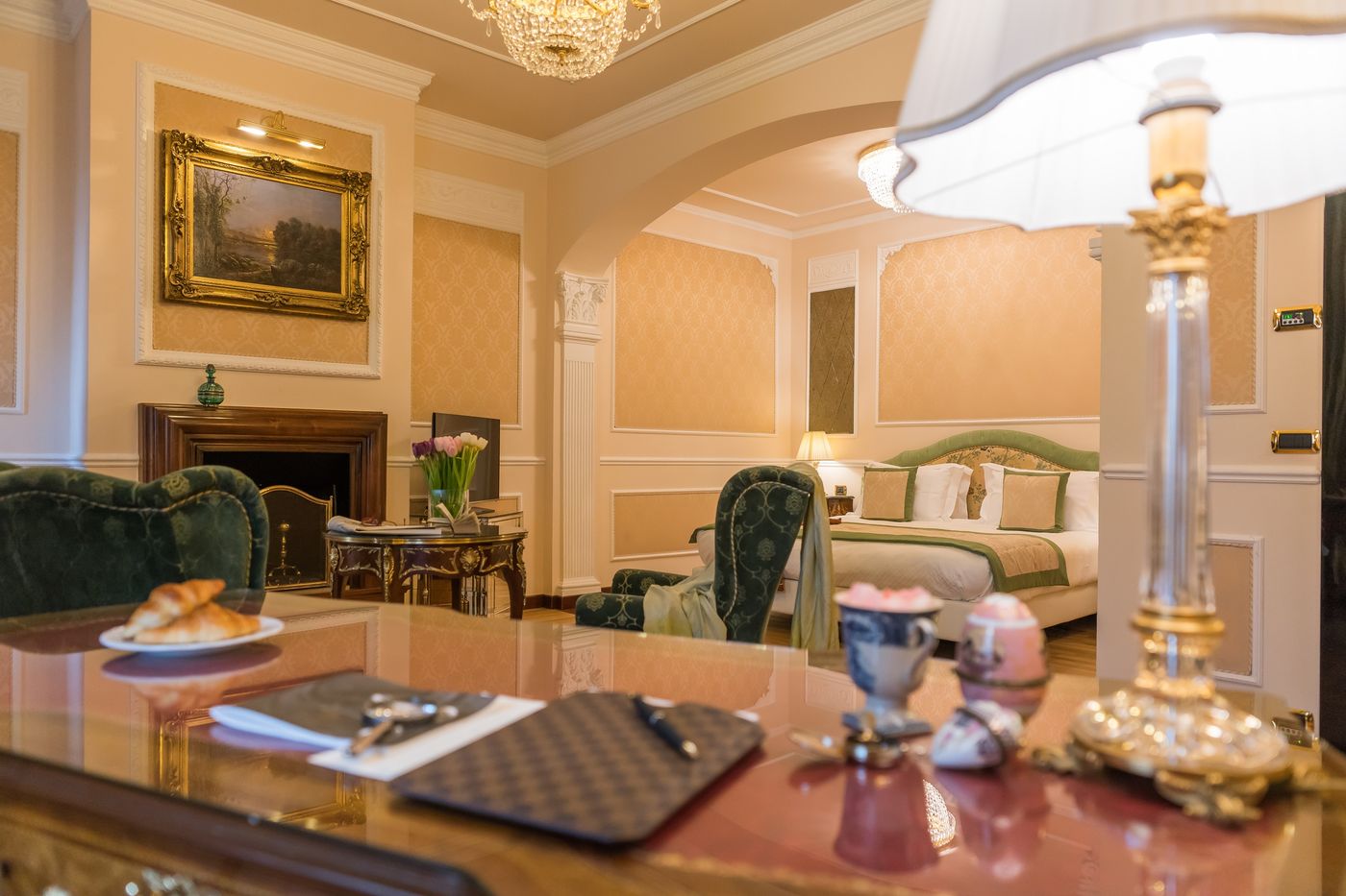 Bernini-Palace-Room-41