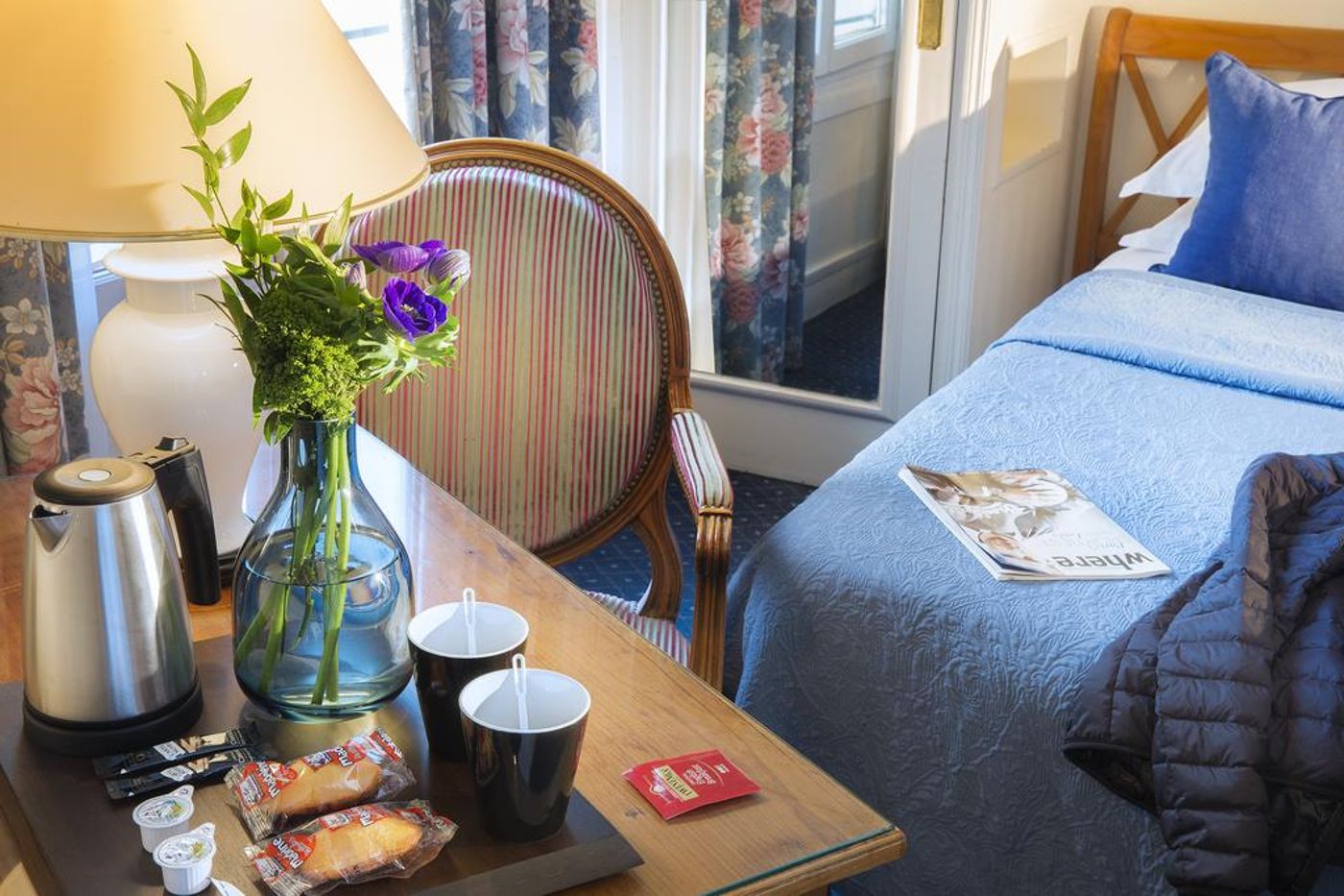 Hotel-Lord-Byron-Room-8