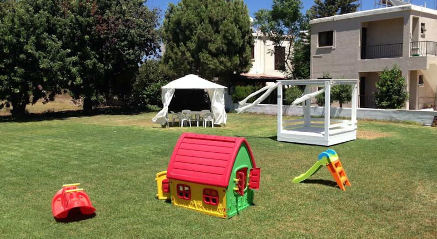 Maricosta Apartments