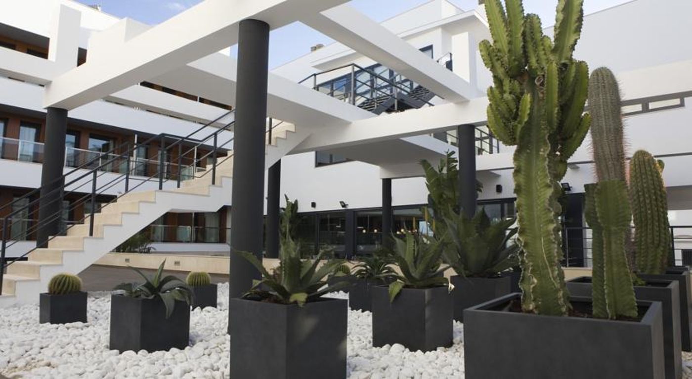 Conilsol-Hotel-y-Aptos-General-view-4