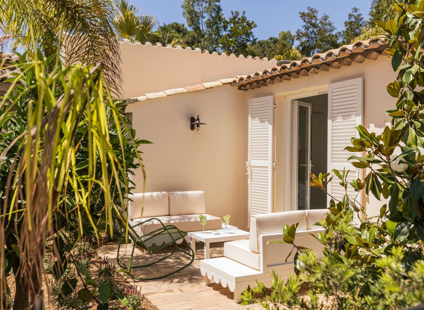 Tartane-Saint--Tropez-Room-13