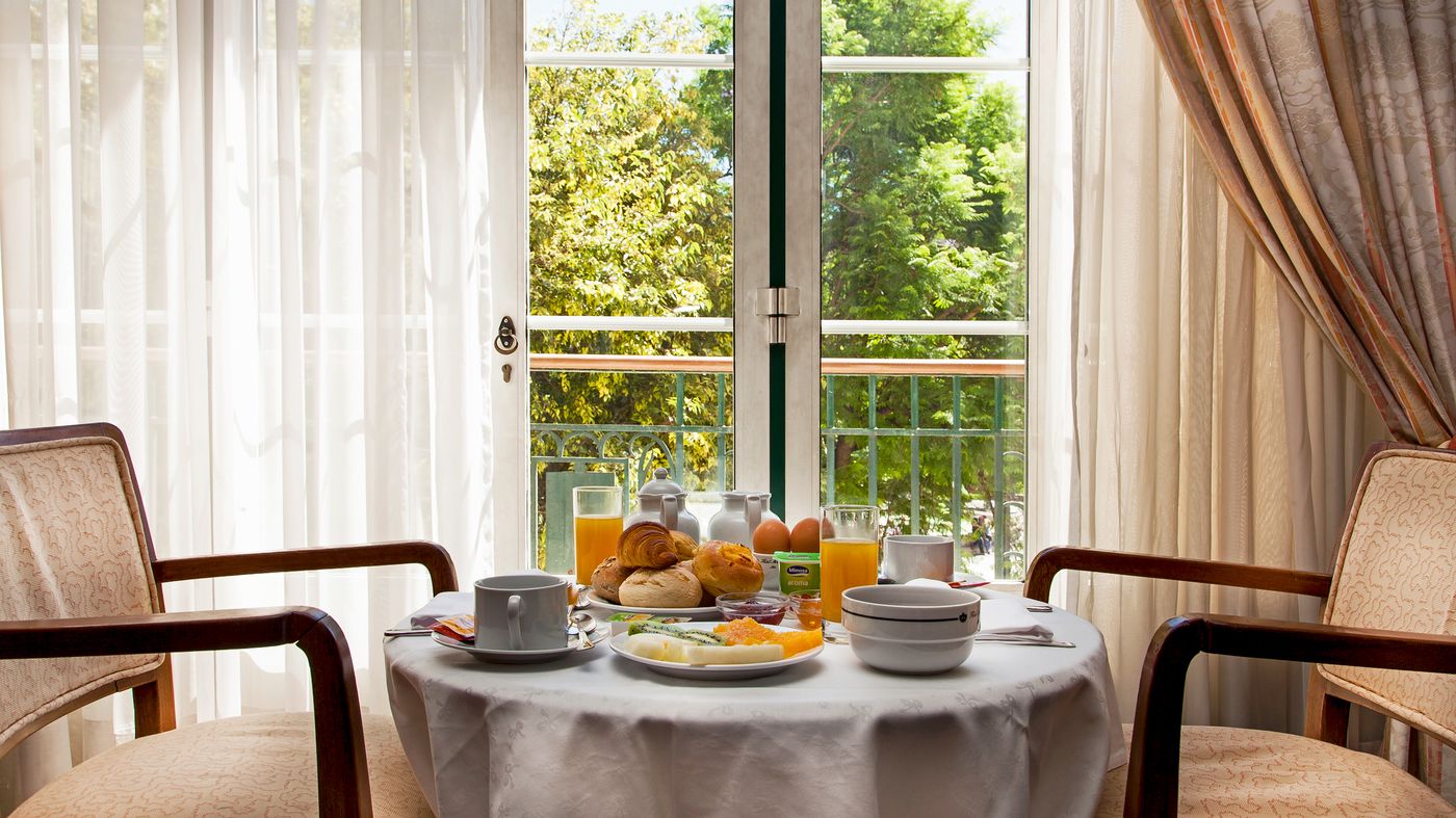 M-tropole-Lisboa-Restaurant-1