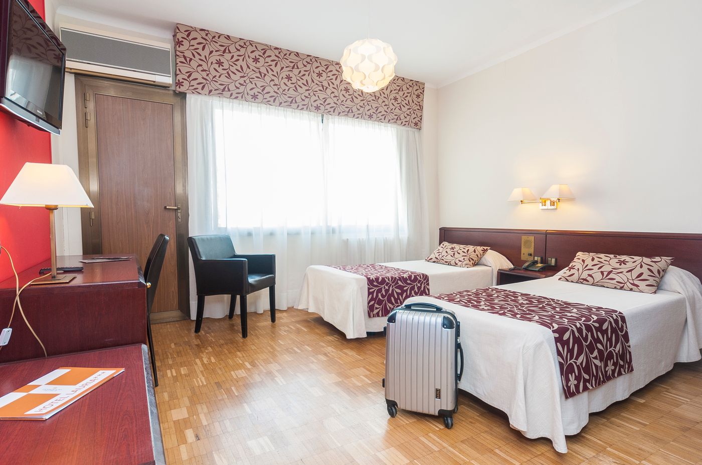 Lauria-Room-13