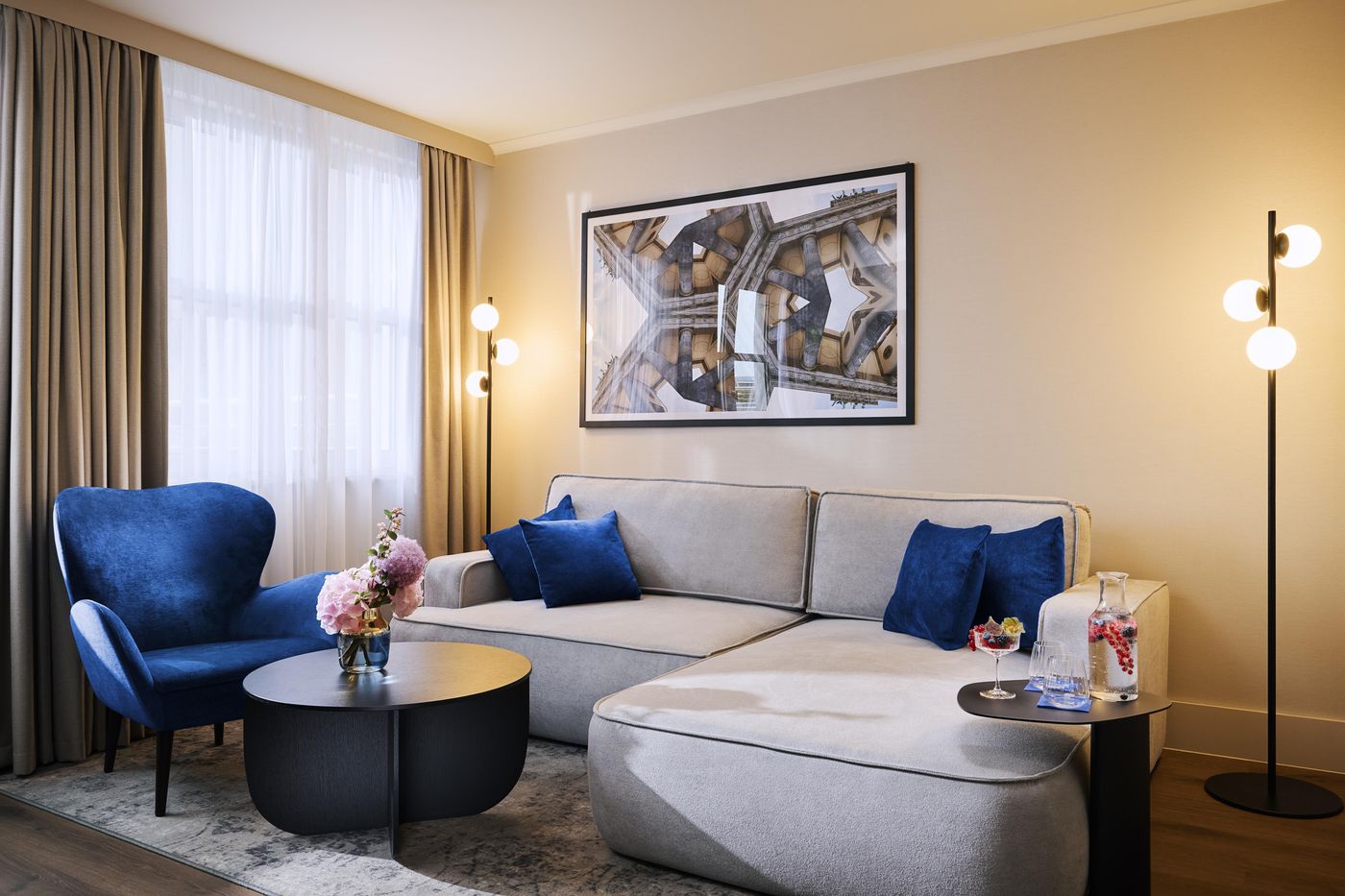 NH-Berlin-Kurfurstendamm-Room-9