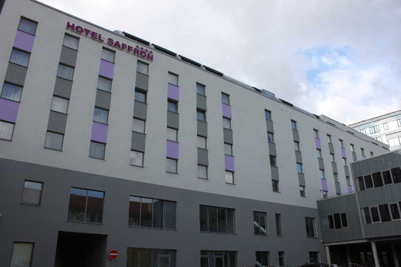 Saffron-Slovakia-Bratislava-General view-6