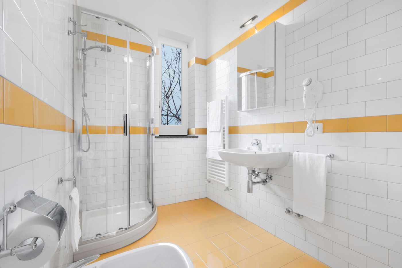 Unconventional-Sorrento-Coast-Room-41