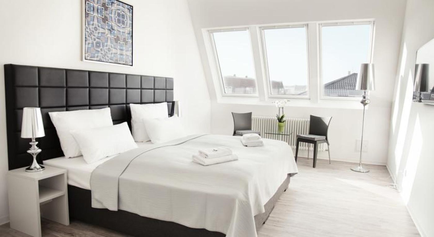 Apartments-Rosenthal-Residence-Room-19