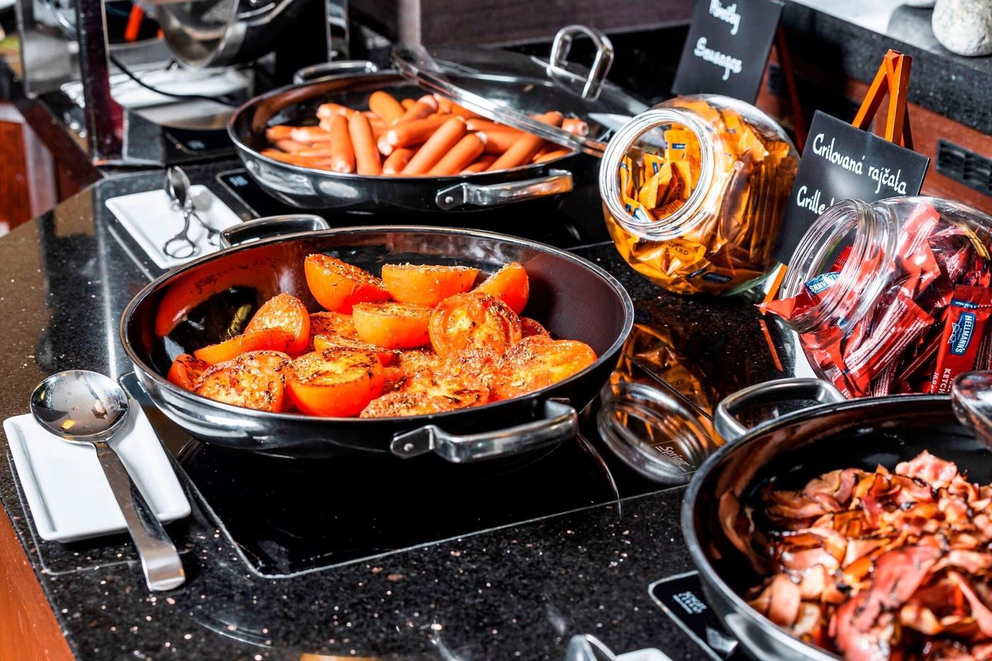 Courtyard-Prague-City-Restaurant-33