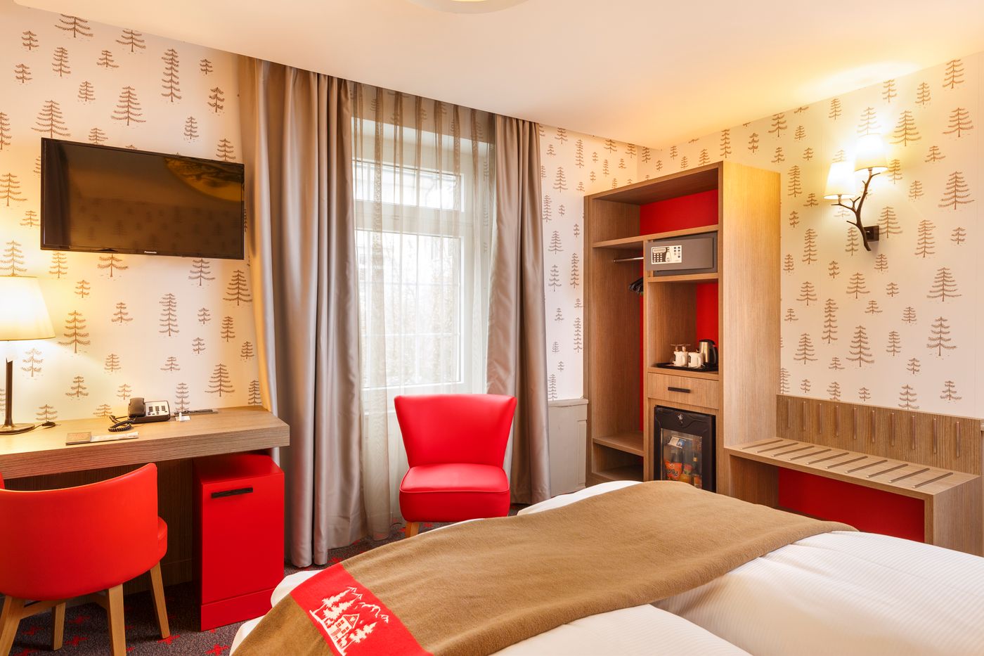 Swiss Night by Fassbind-Switzerland-Zurich-Room-8