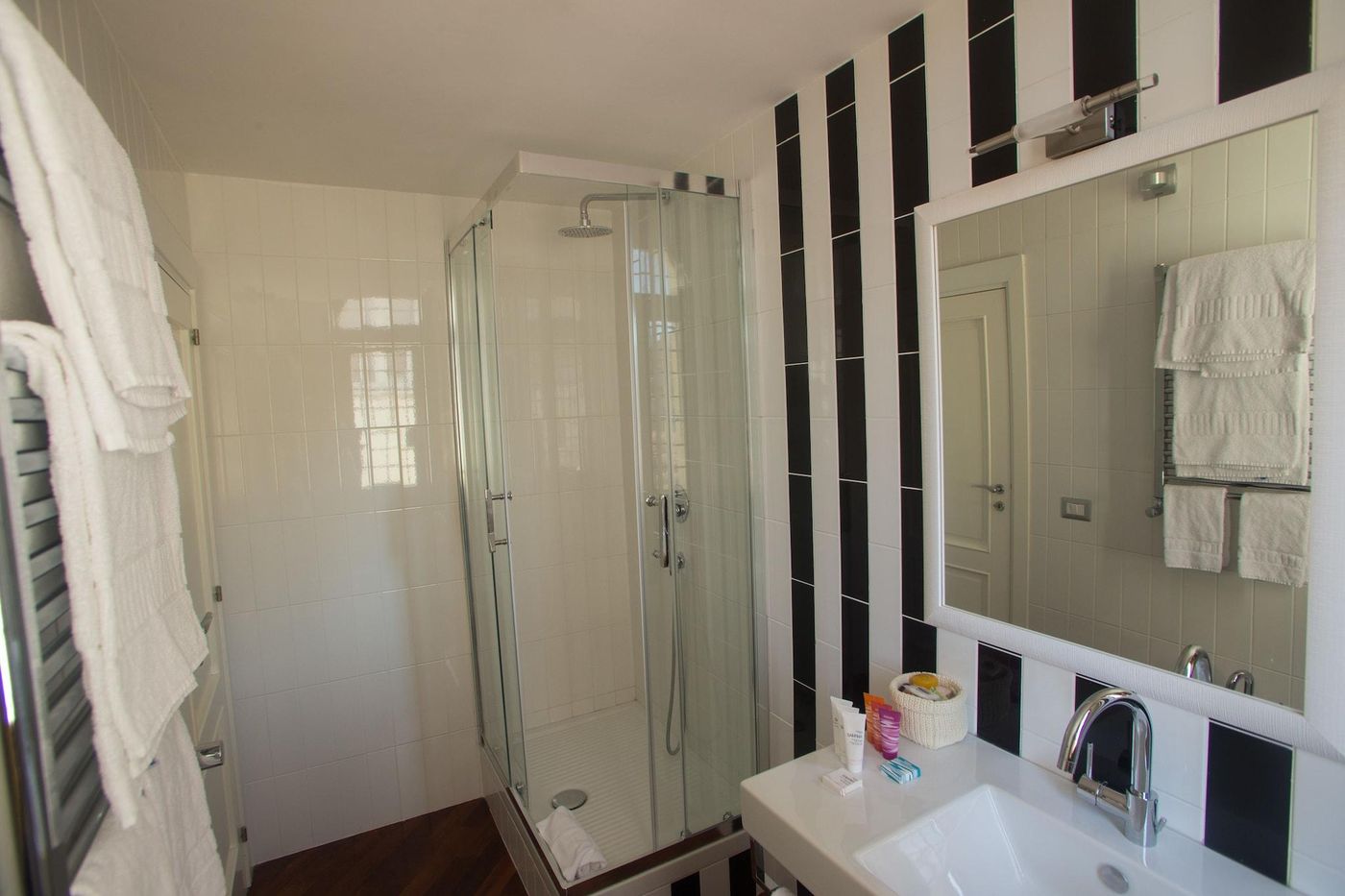 Relais-Arco-Della-Pace-Room-30