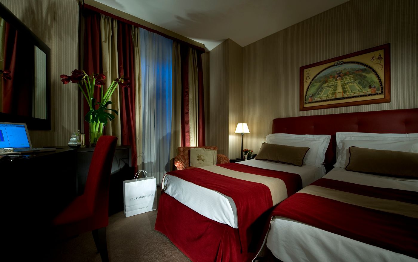 Dei-Borgognoni-Room-15