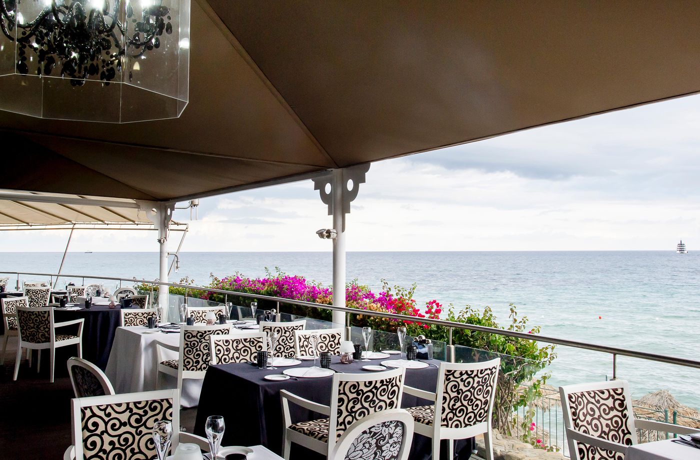 Forte-Village-Resort-Le-Dune-Restaurant-32