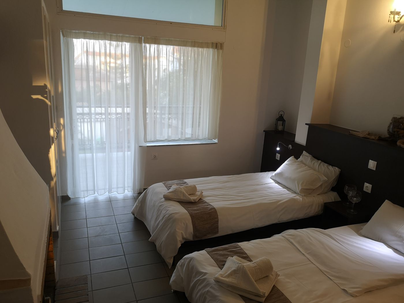 Mediterranean-Blue-Room-34