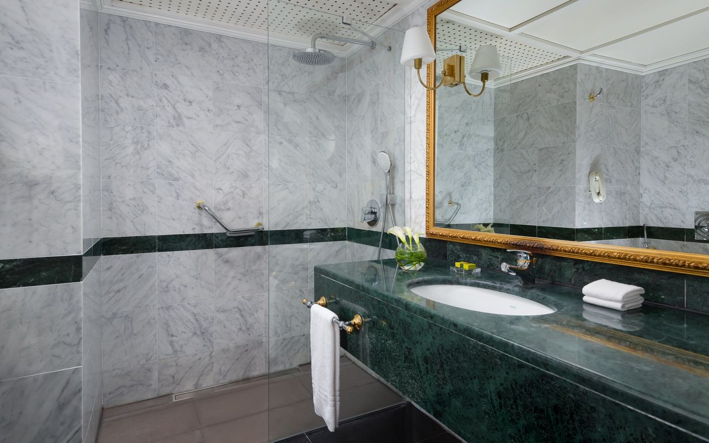 Grand Hotel Bucharest - Romania - BUCHAREST 1 - Room - 9