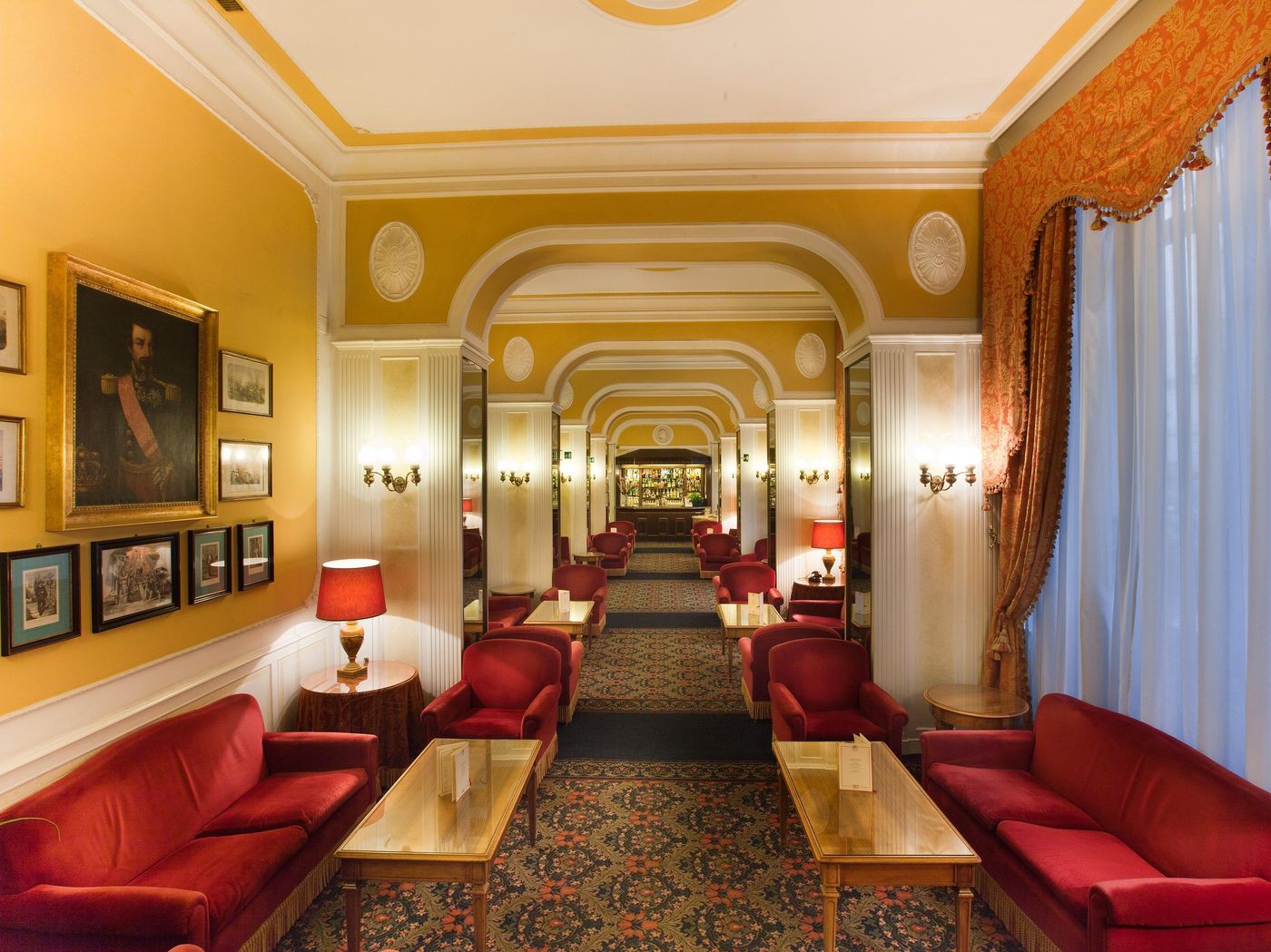 Bettoja-Hotel-Massimo-d-Azeglio-General-view-11