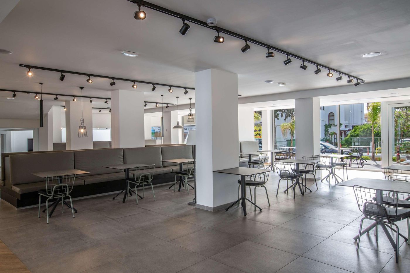 Anthea-Apartments-Cyprus-Restaurant-57