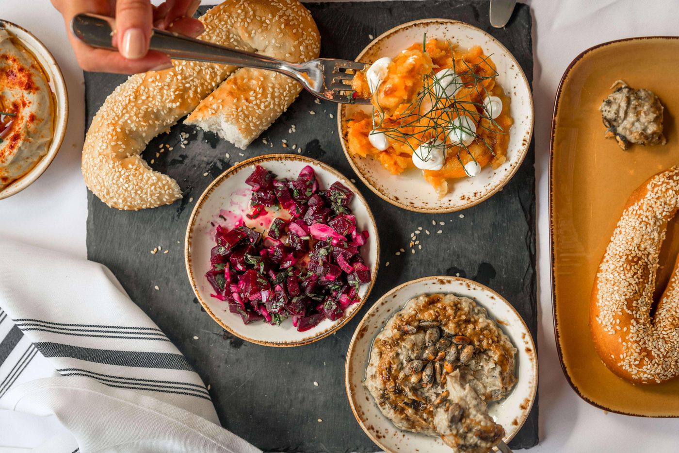 Yotel-New-York-Times-Square-Restaurant-52