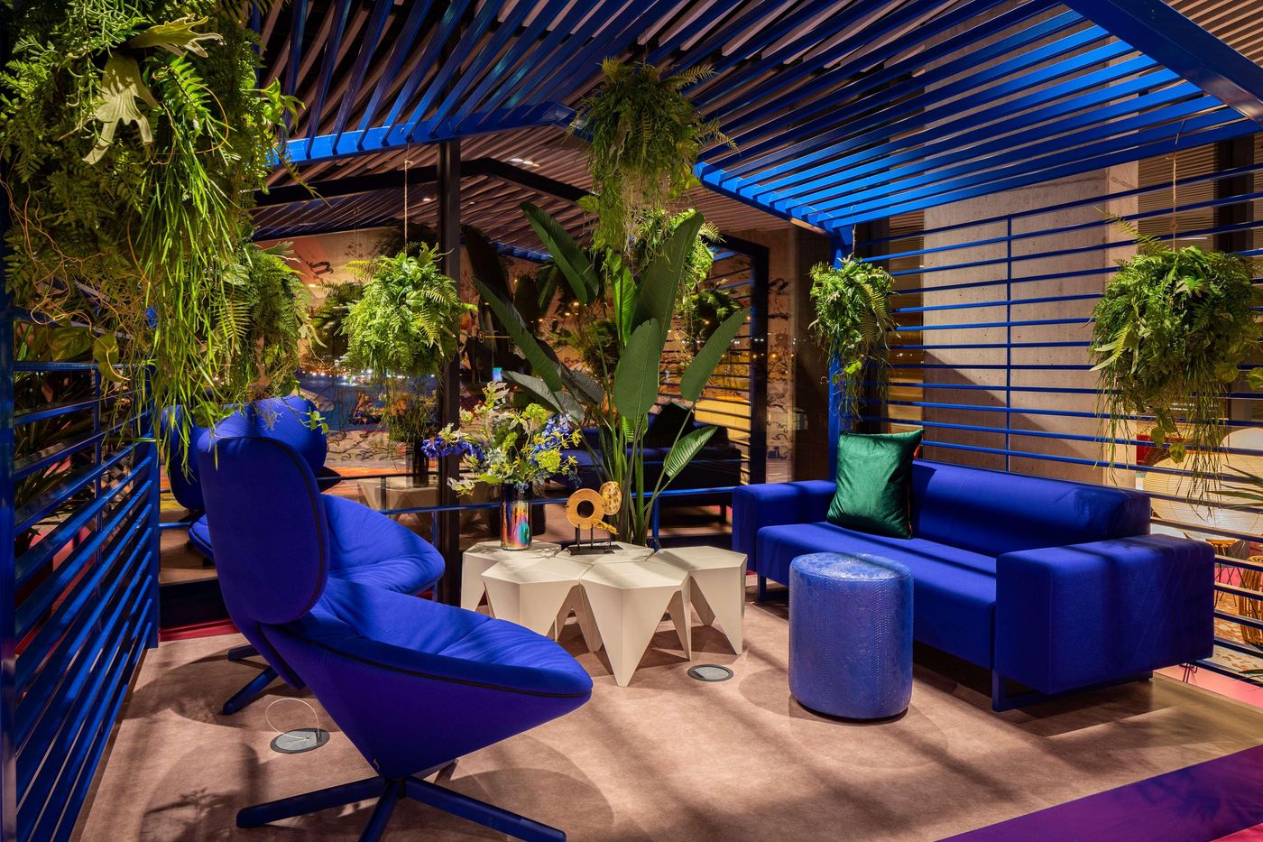 Nhow-Amsterdam-Lobby-16