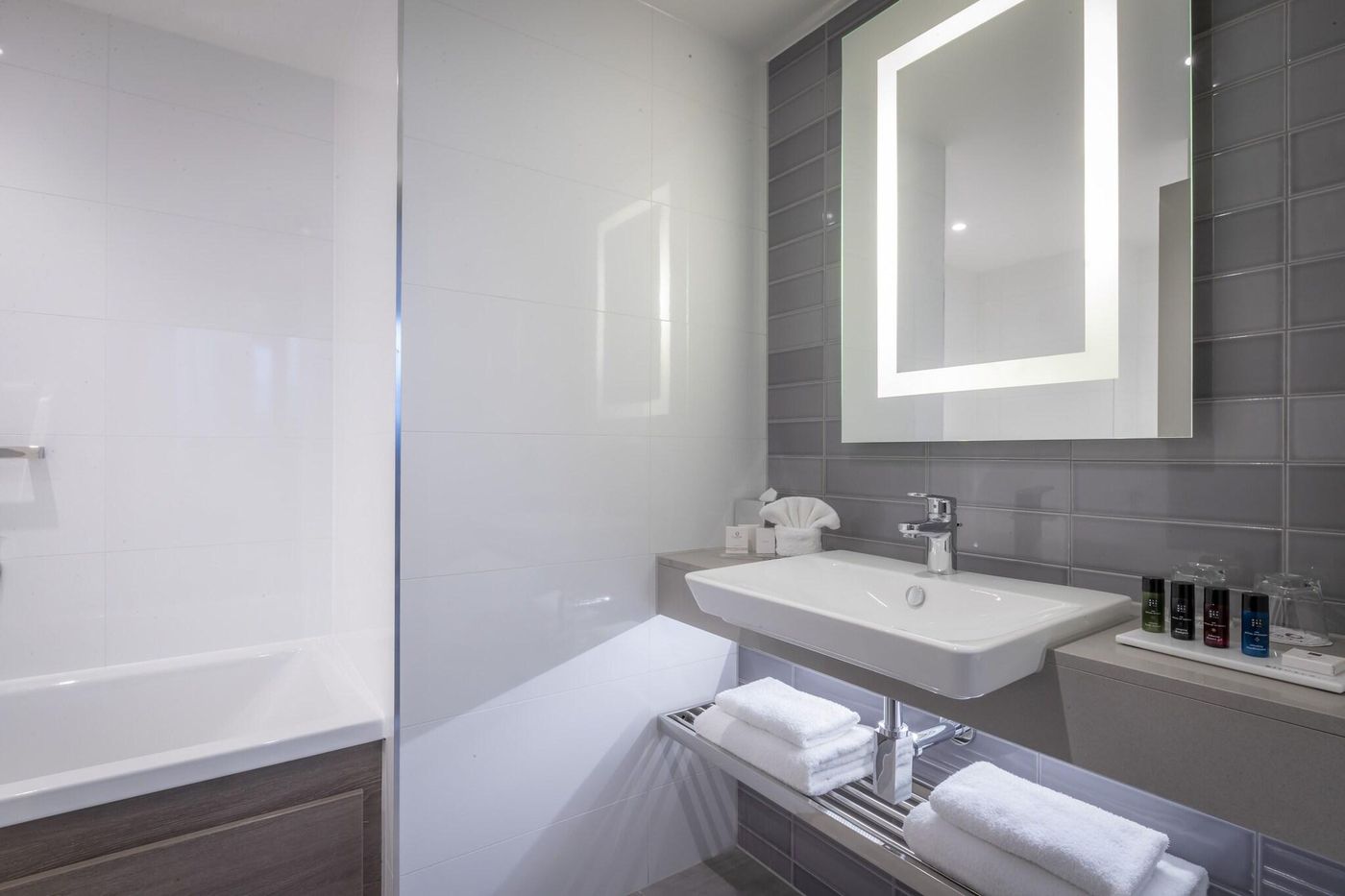 Clayton-Dublin-Airport-Room-20