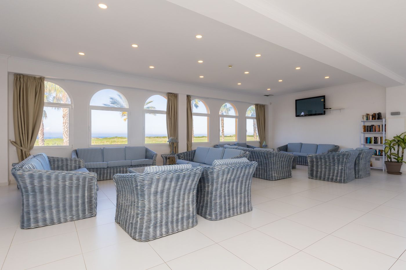 La-Noria-de-Son-Bou-Lobby-40