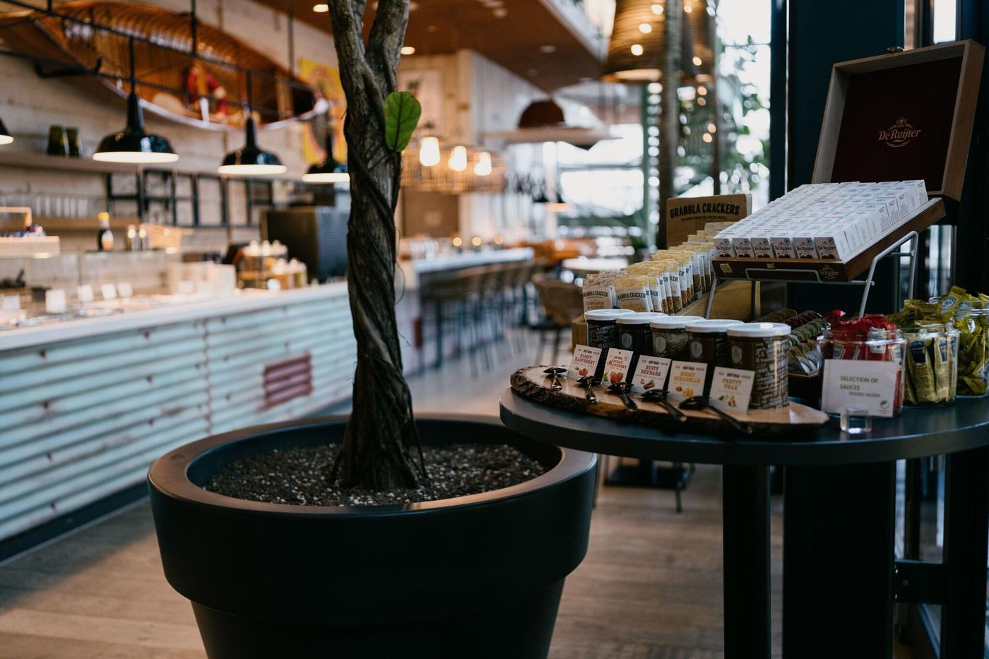 Element-Amsterdam-Restaurant-24