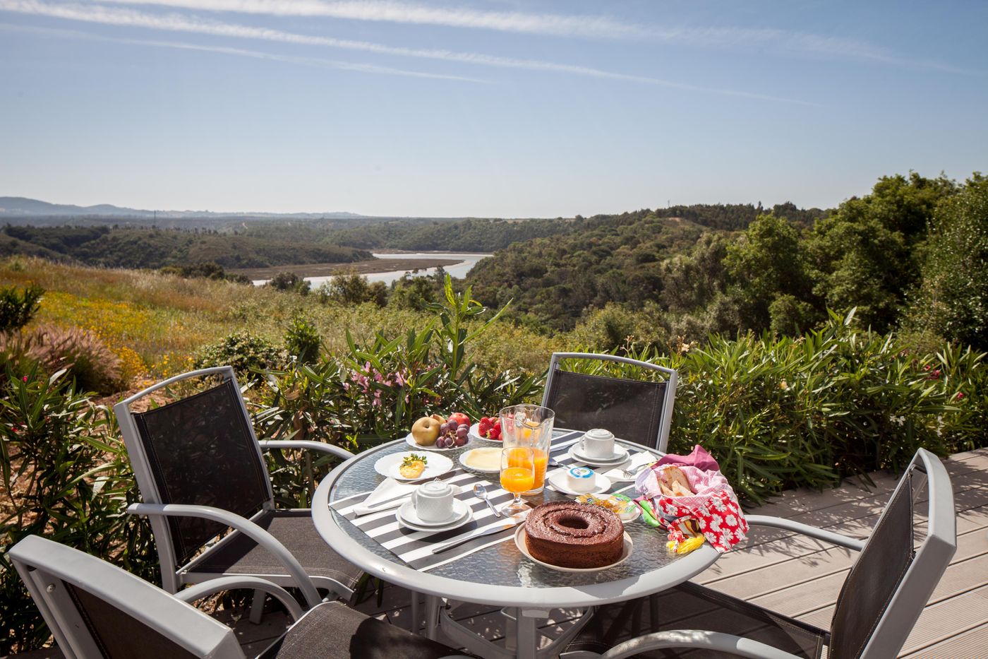 Monte-do-Zambujeiro-Terrace-57