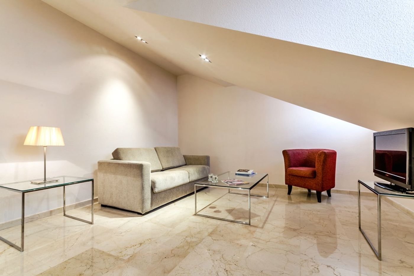 Exe-Suites-33-General-view-9