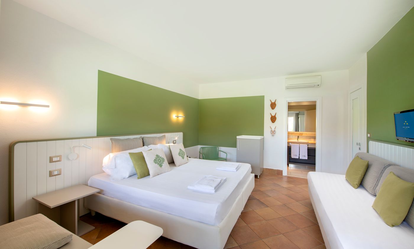 Chia-Laguna---Hotel-Village-Room-33