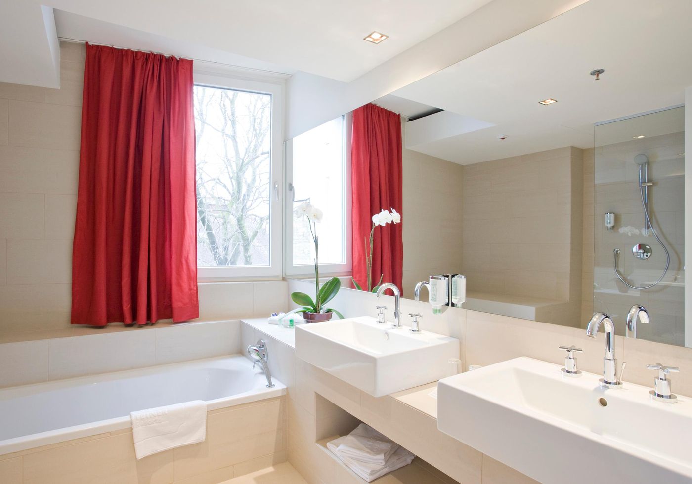 Falkensteiner Hotel Bratislava-Slovakia-BRATISLAVA-Room-9