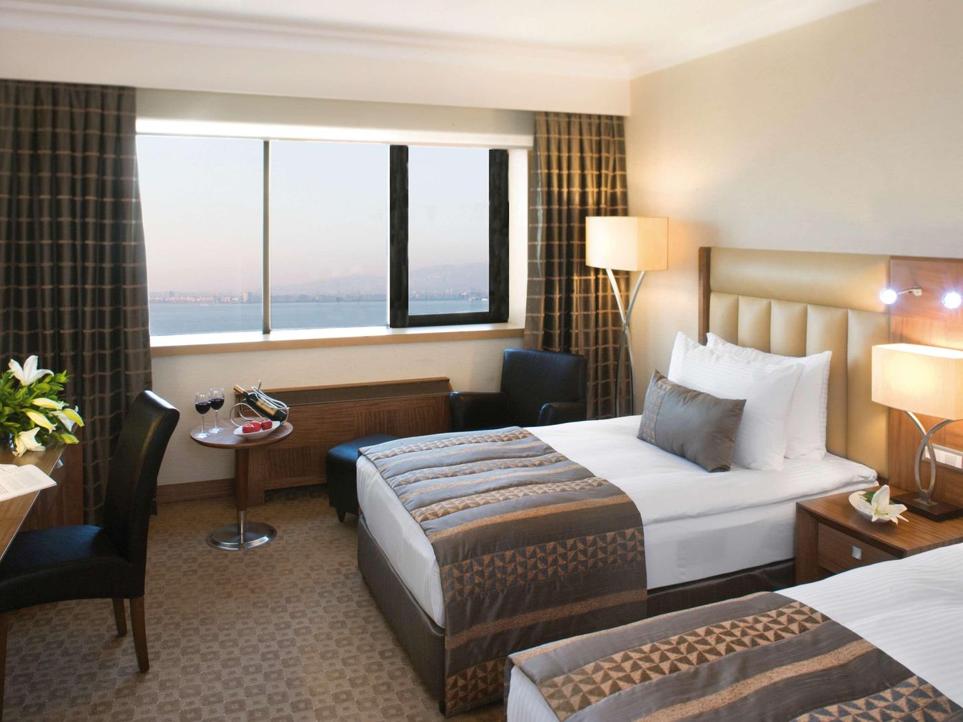 M----venpick-Hotel-Izmir-General-view-7