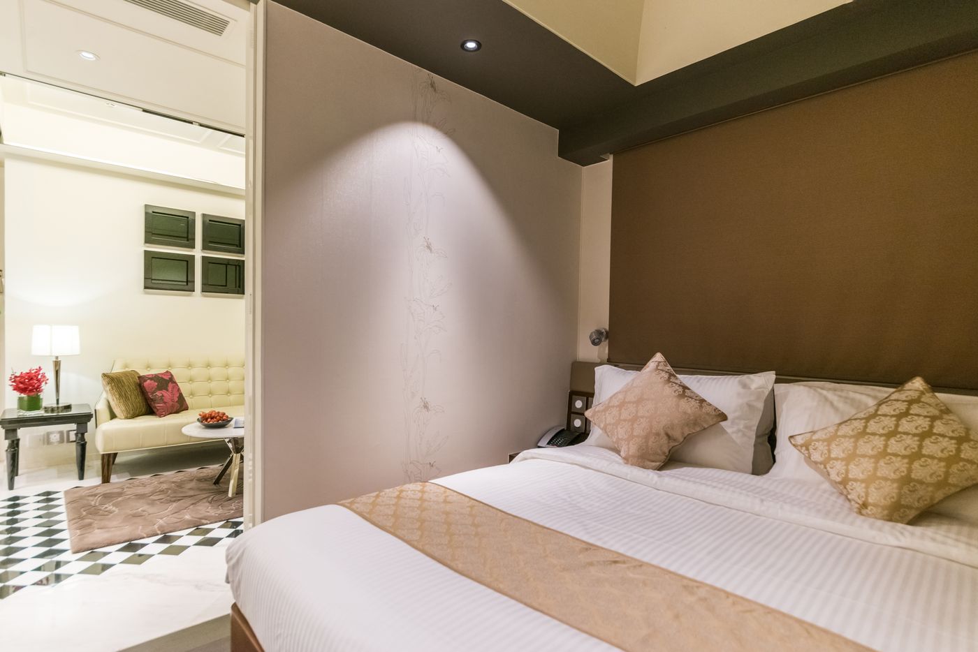 Hotel-Pravo-Hong-Kong-Room-14