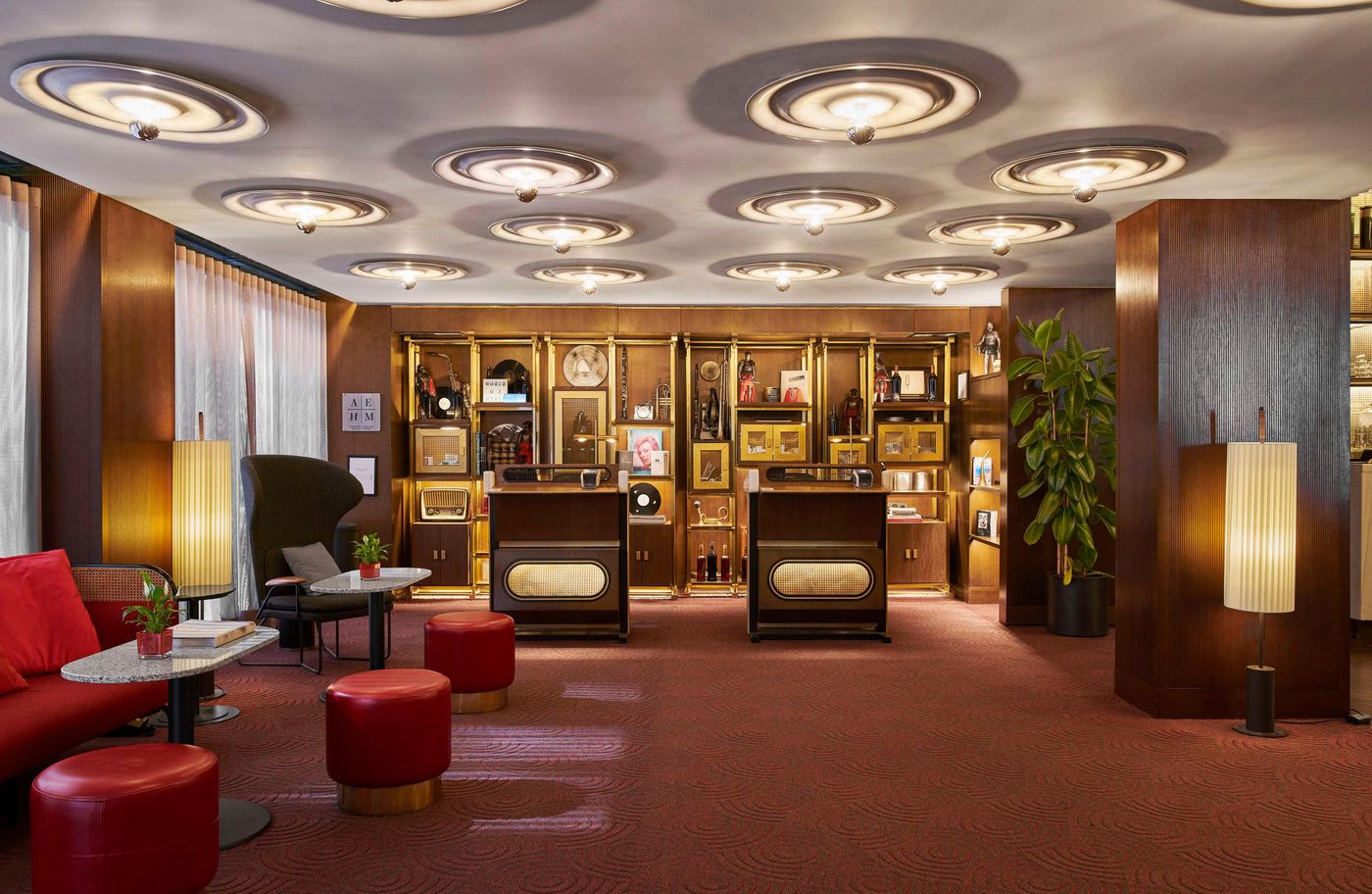 Hyatt-Centric-Gran-Via-Madrid-Lobby-7