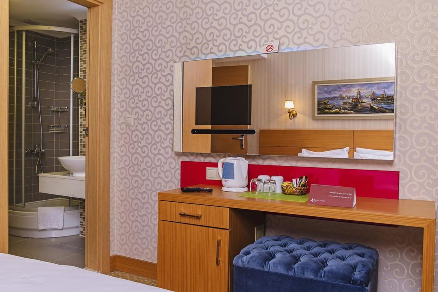 Almina-Hotel-Istanbul-Room-9