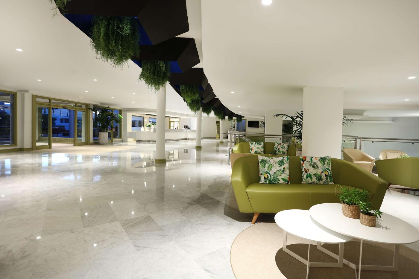 IBEROSTAR-Lanzarote-Park-Lobby-42