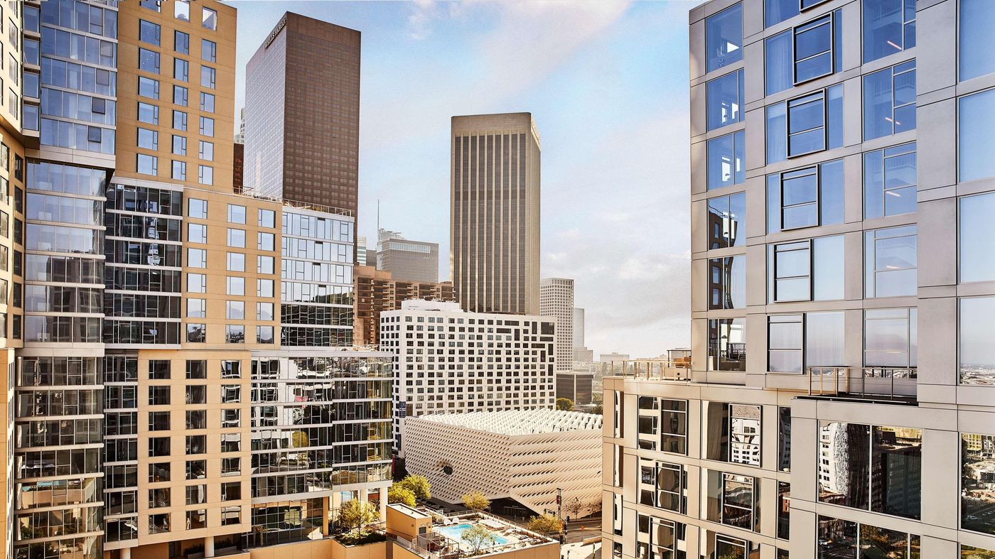 Conrad-Los-Angeles-General-view-6