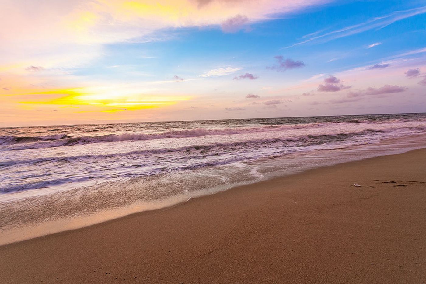 Mount-Lavinia-Hotel-Beach-25